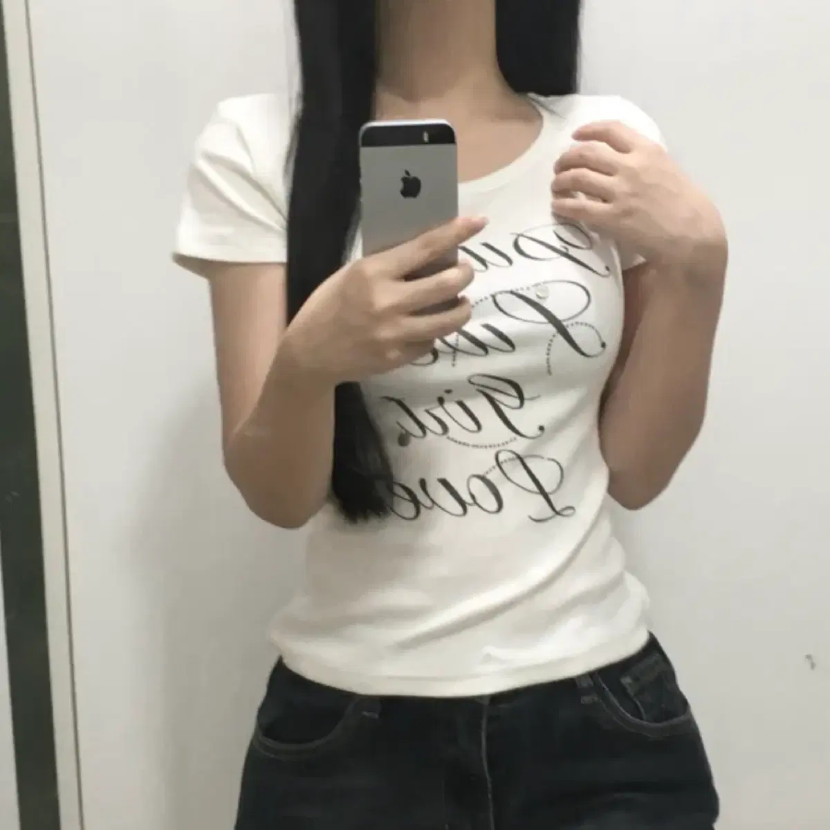 에이블리 스터드포인트 레터링 탑 반팔티 화이트 빈티지