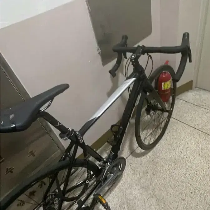 메리다 스컬트라 100 입문용 로드자전거 디스크 버전 로드자전거 판매합니다.