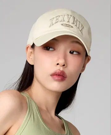 XEXYMIX 로고 캡 아이보리