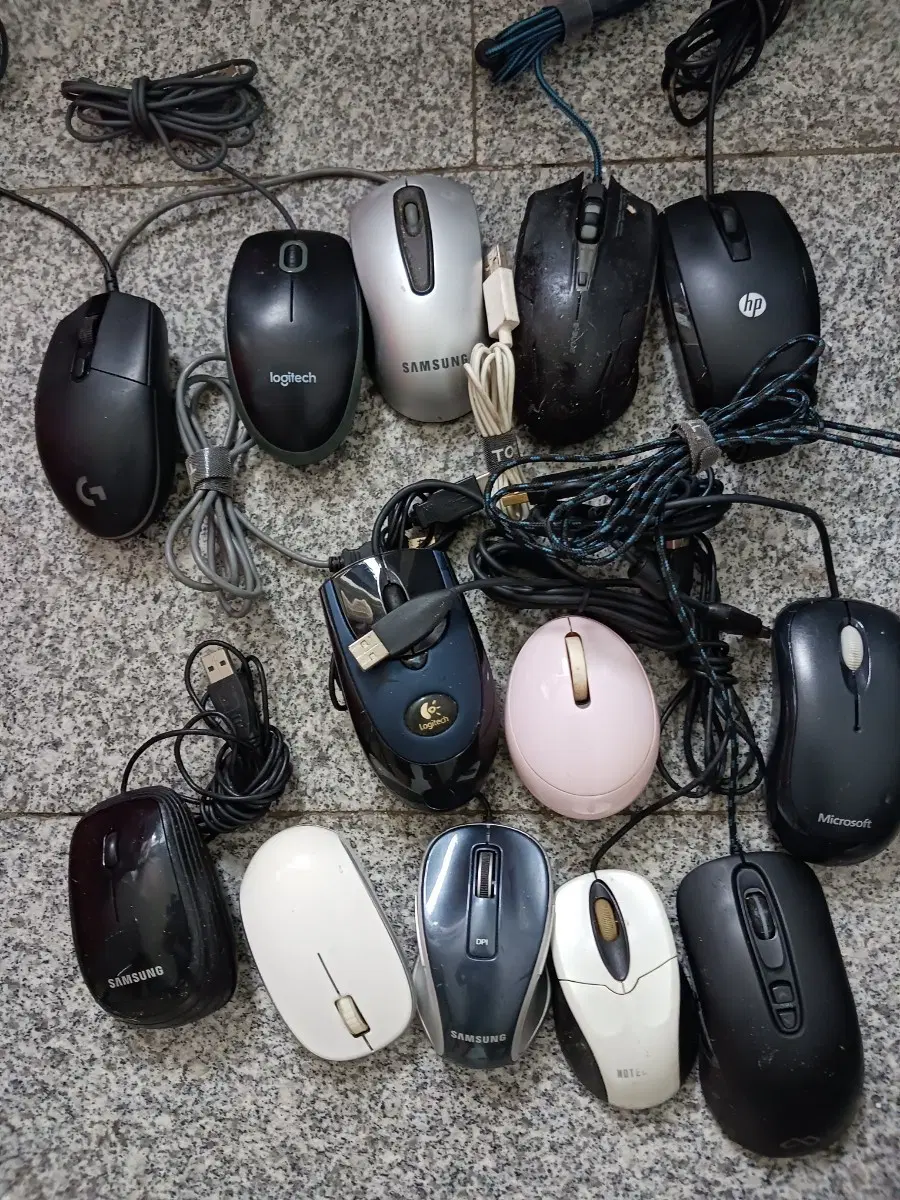 로지텍 삼성 HP 마이크로소프트 컴퓨터 마우스등 여러개