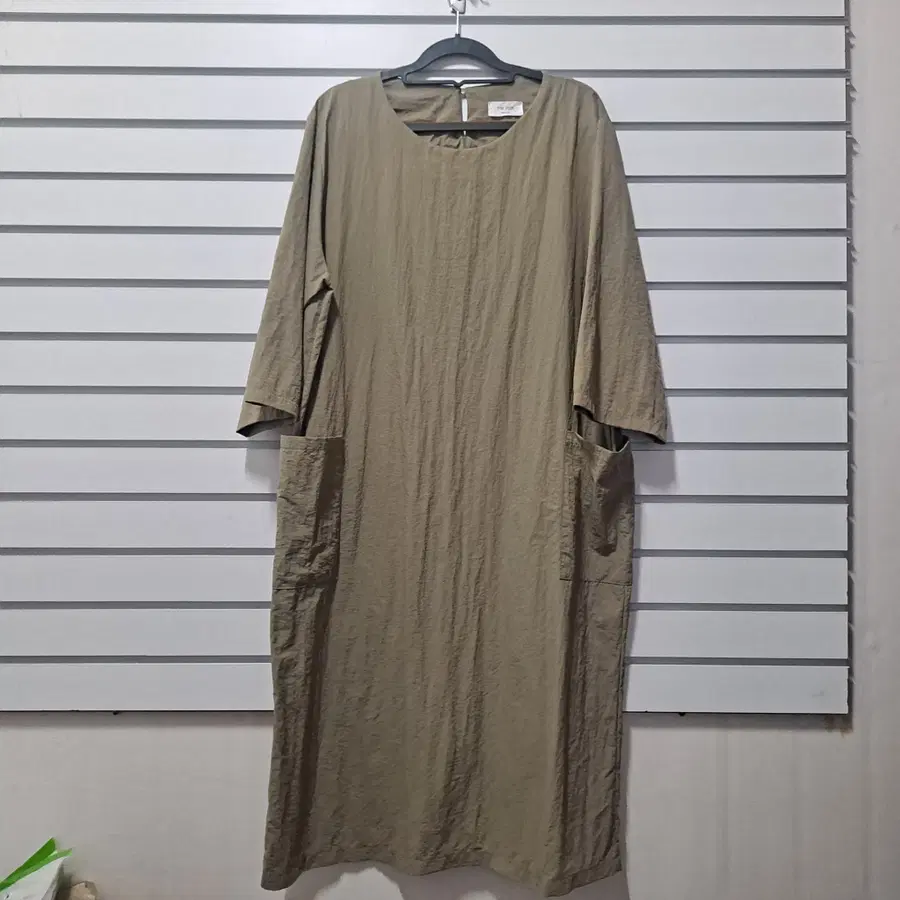 카키브라운 무지 포켓 롱원피스 88 7부소매 옷장꾸미기