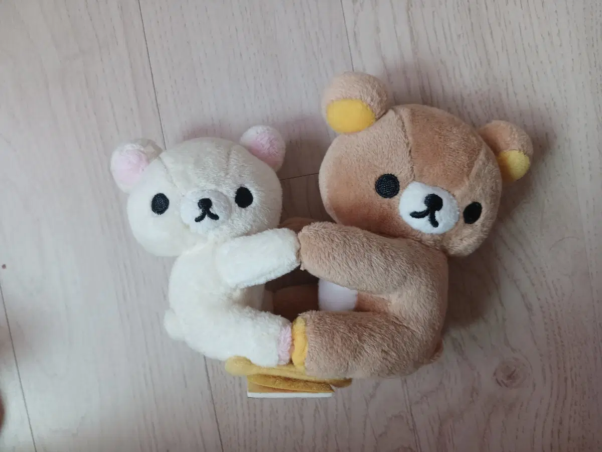 고전 리락쿠마 인형 핸드폰 거치대 소품함