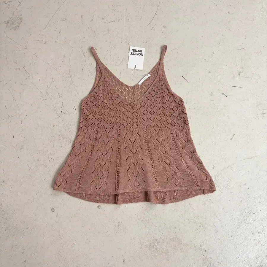 KHALITA JPN 빈티지 펀칭패턴 레이어드 나시 M
