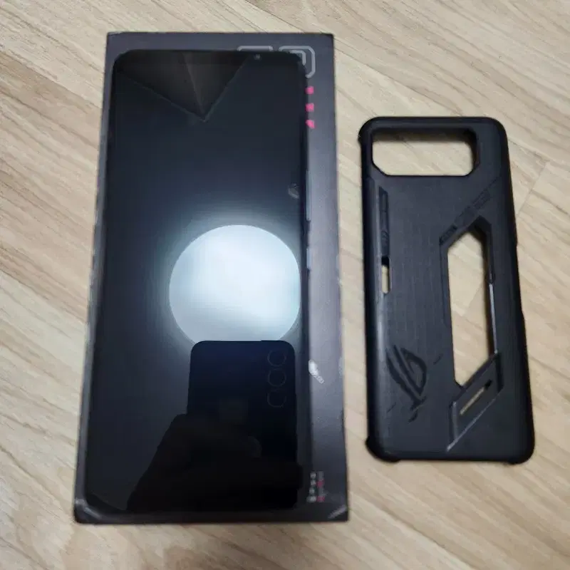 ASUS ROG 폰 6