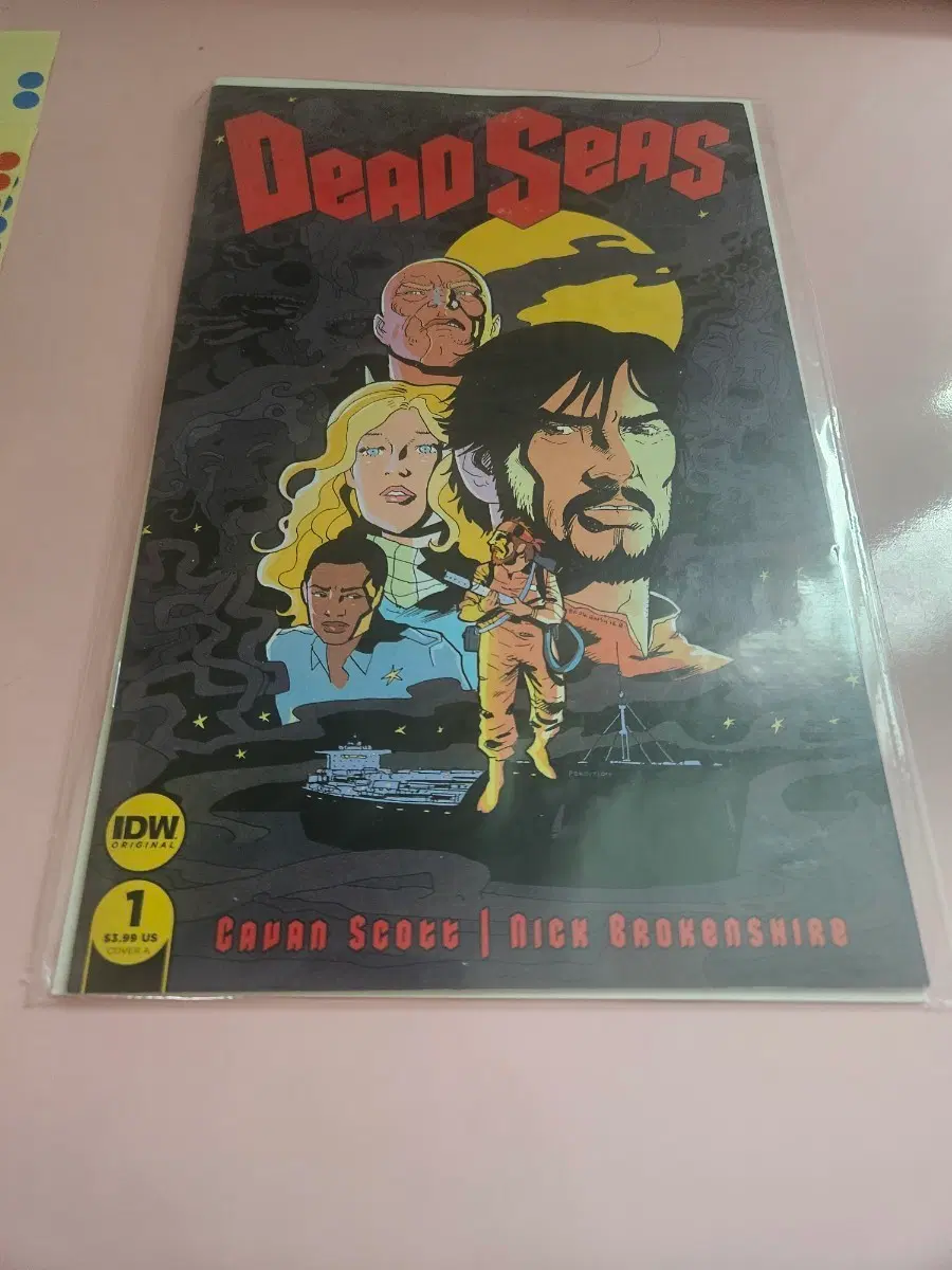 D / 2022 / Dead Seas #1