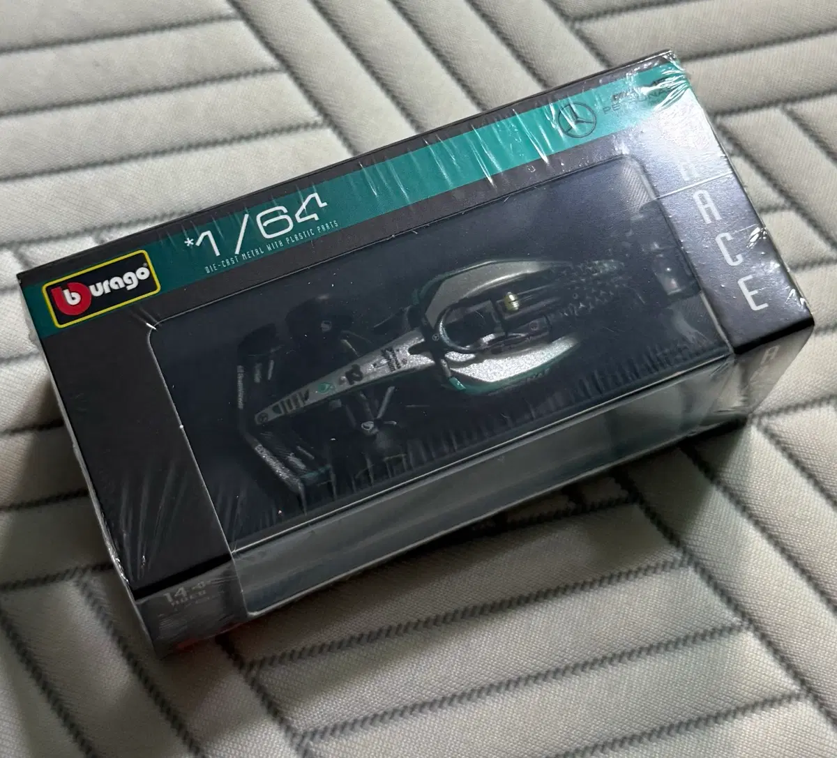F1 메르세데스 부라고 1:64 레이싱카 키미 안토넬리 12번 1/64 다이캐스트 W16