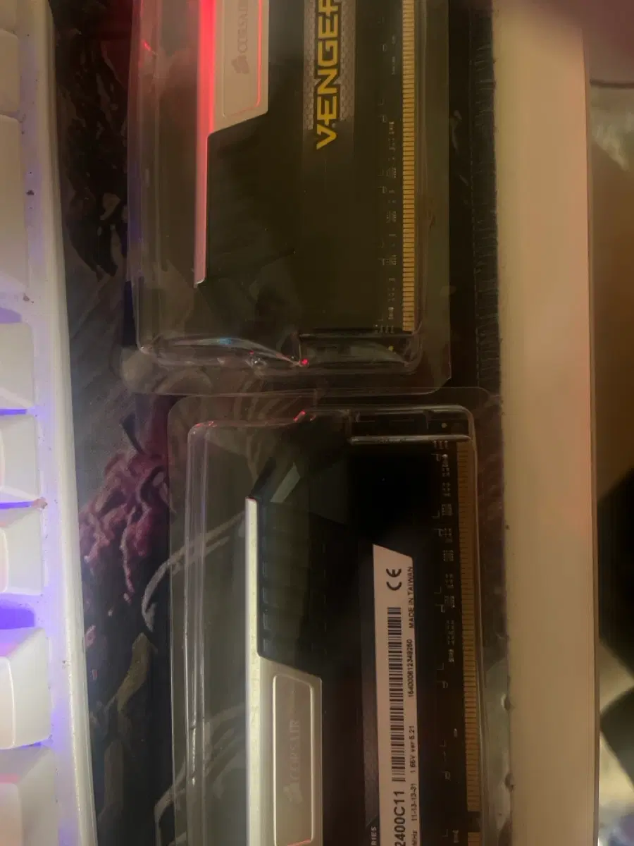 커세어 벤젠스 ddr3 2400 8gb