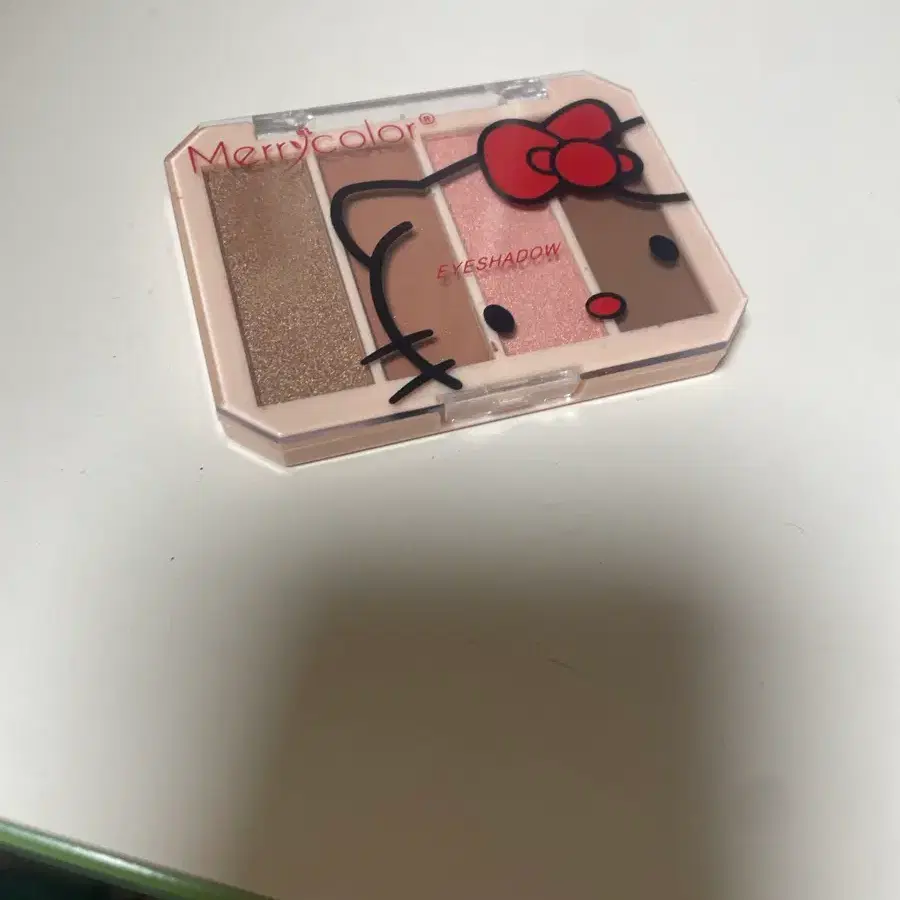 헬로키티 팔레트