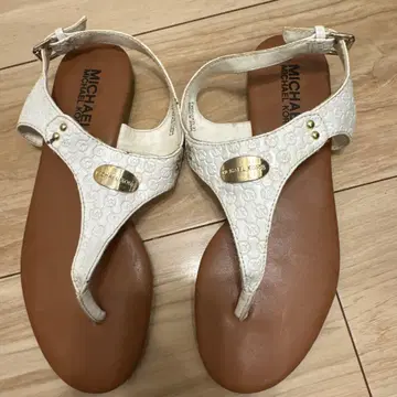 MICHAEL KORS 샌들 화이트 로고