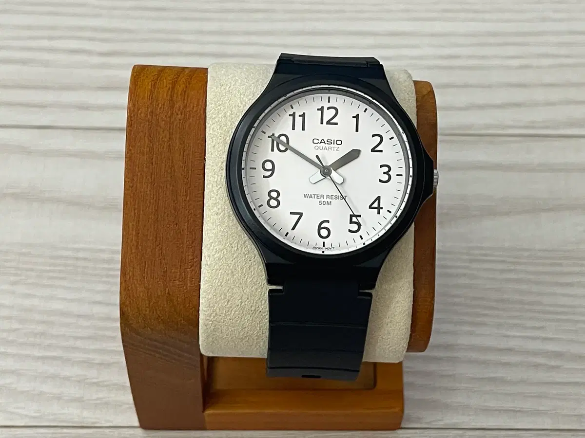 [CASIO] 카시오 저소음 수능시계 우레탄밴드 MW-240