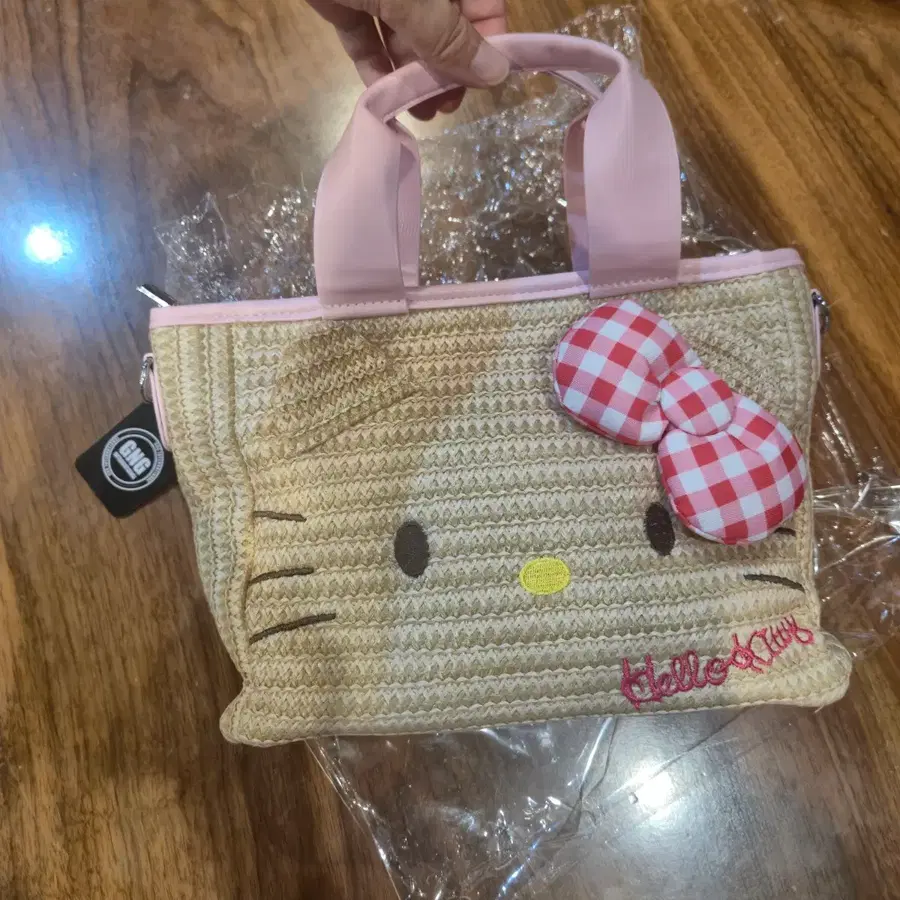 헬로키티 라탄백 무지 귀여워요