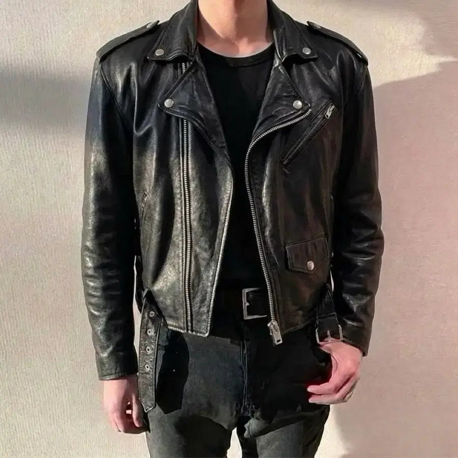 프랑스 Ventcouvert 빈티지 램스킨 크롭 레더 재킷