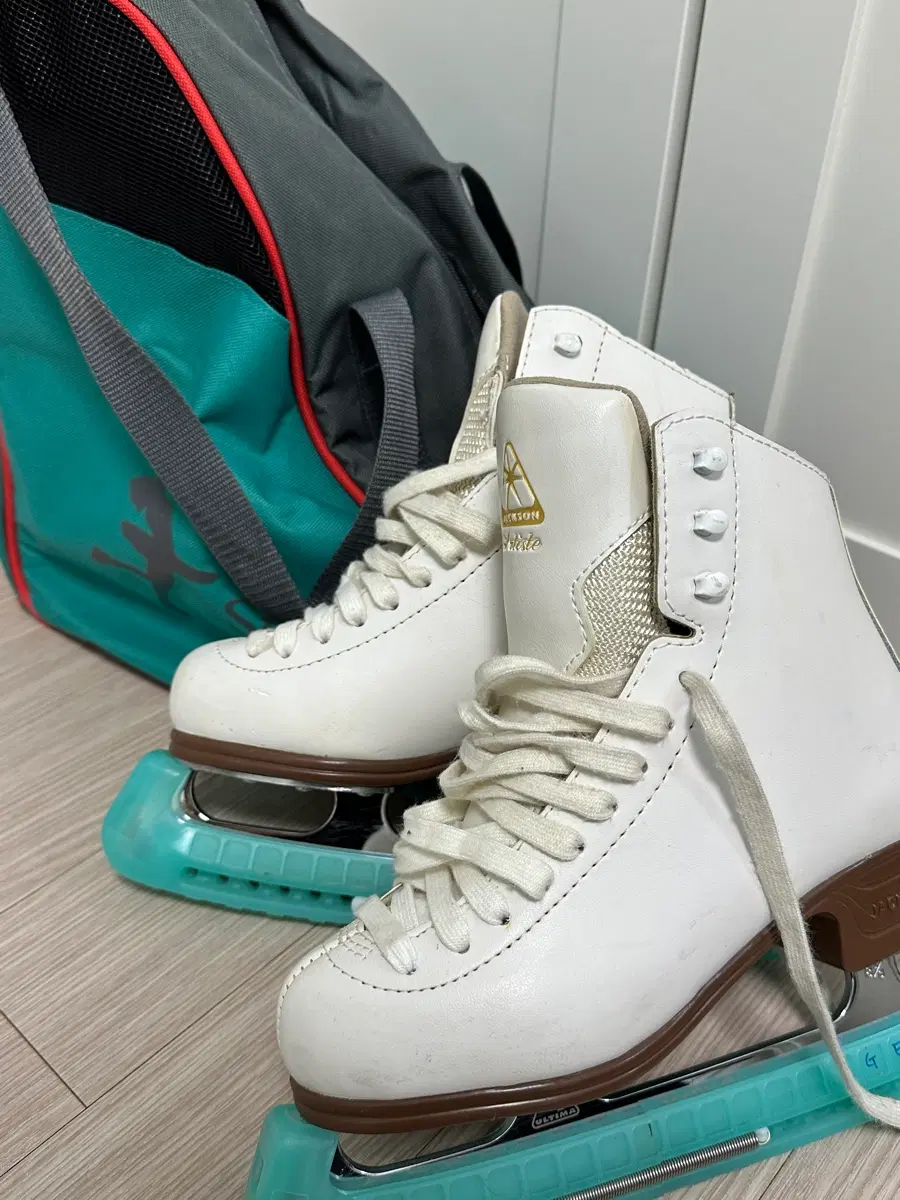 Jackson Ultima Artiste 2 1/2 피겨화 (일반 신발 약 210)