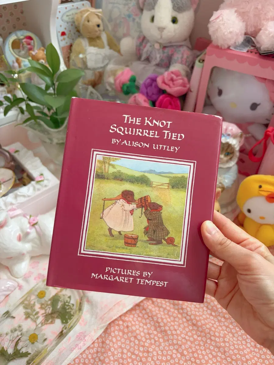 빈티지 북 The Knot Squirrel Tied (다람쥐가 묶은 매듭)