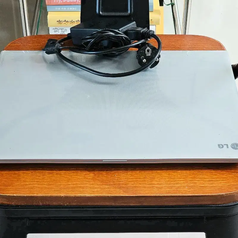 LG노트북 15.6인치 울트라북 U560-GH30K