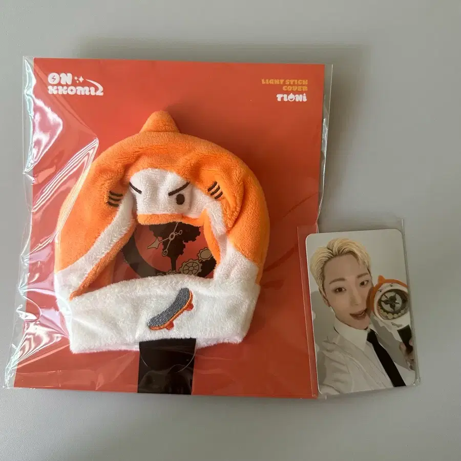 온앤오프 이션 티오니 응원봉 커버