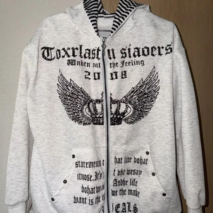 Oversized Zip-up Hoodie