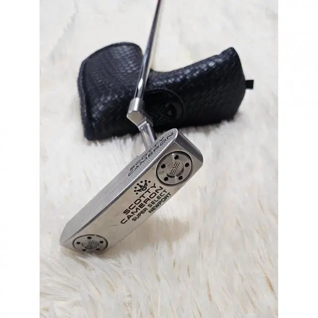 스카티카메론 SUPER SELECT NEWPORT 33인치 판매합니다.