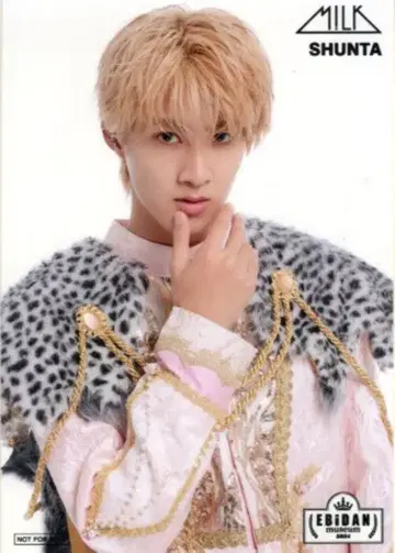 M!LK 2024 EBiDAN museum 소노 슌타 입장 특전 한정판 브로마이드 후기