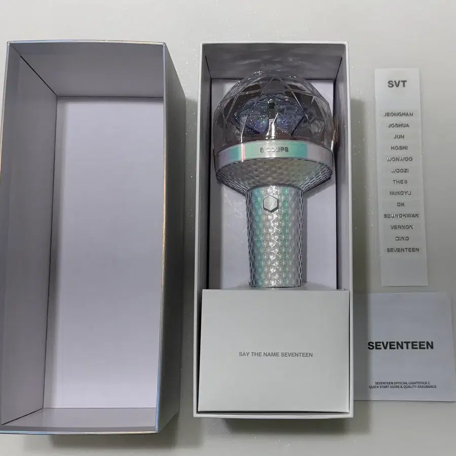 세븐틴 공식 응원봉 ver.2 뉴럿봉