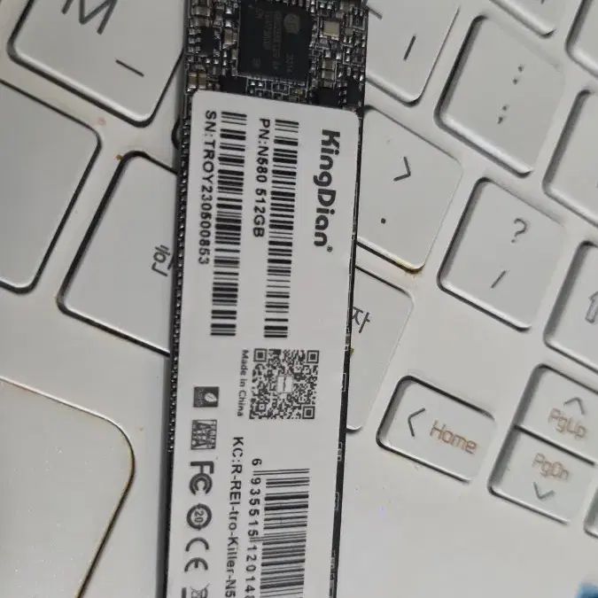 8시간사용한. ssd 512g. m2.nvme 팝니다