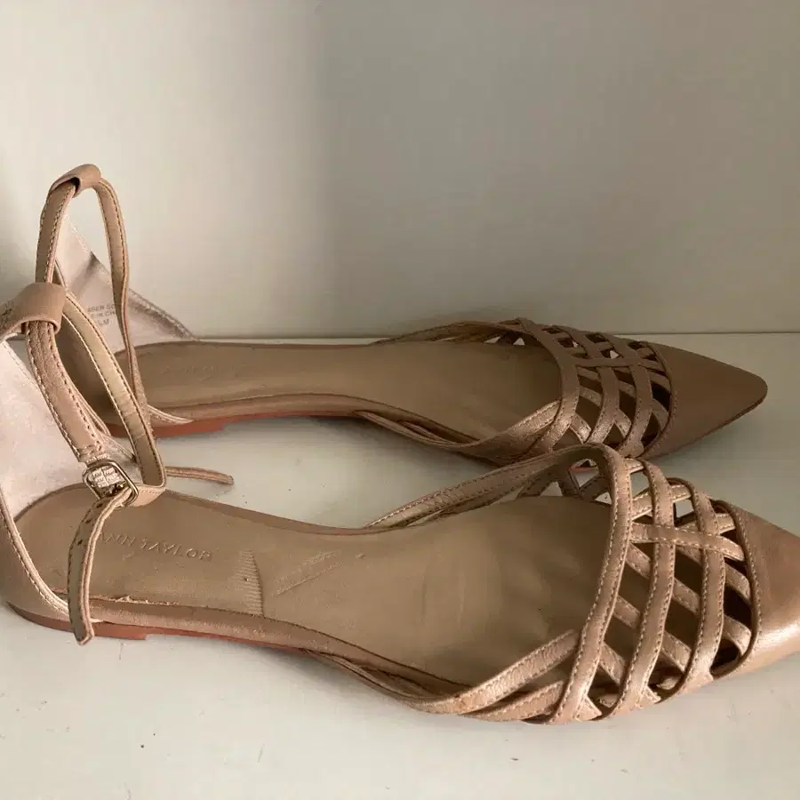 ANN TAYLOR 샌들 베이지