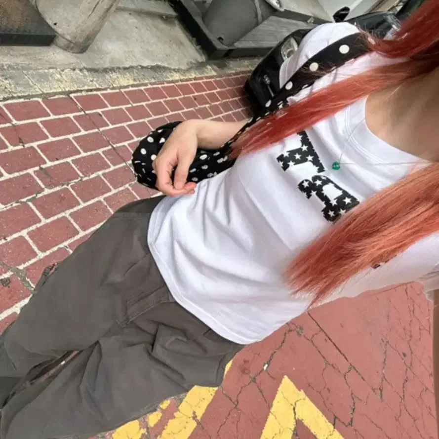 PRTN 포르테나 스타 로고 캡슬리브 반팔 티셔츠 블랙+화이트