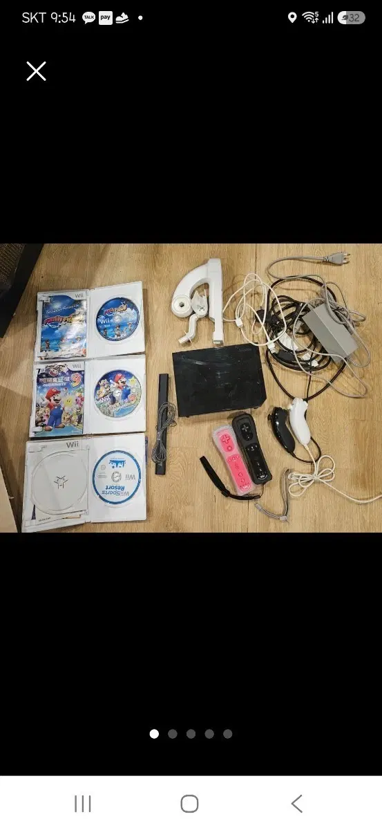 닌텐도 Wii 본체 게임팩 포함 컨트롤러 세트