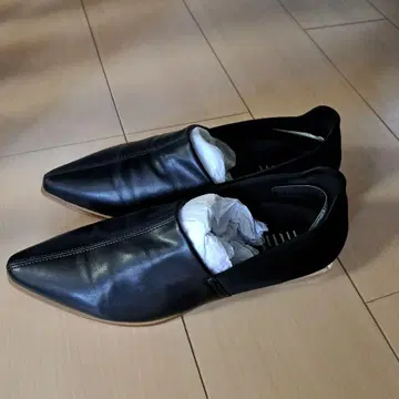 플랫슈즈 블랙