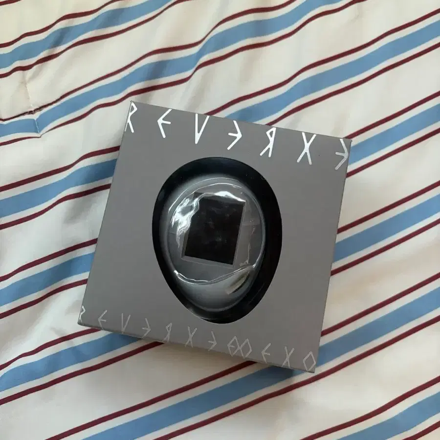 엑소 정규 8집 REVERXE EX-VISION