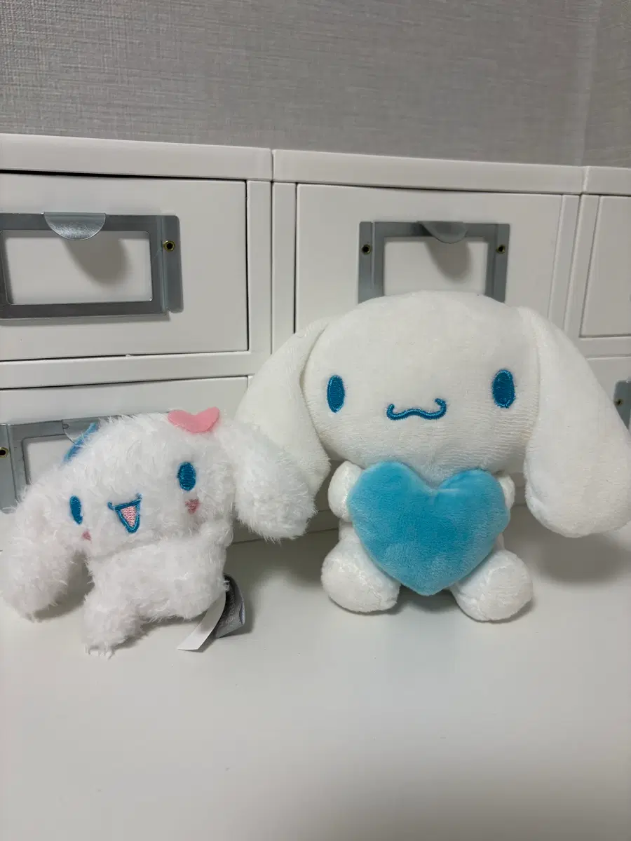 시나모롤 하트 키링 인형 2종