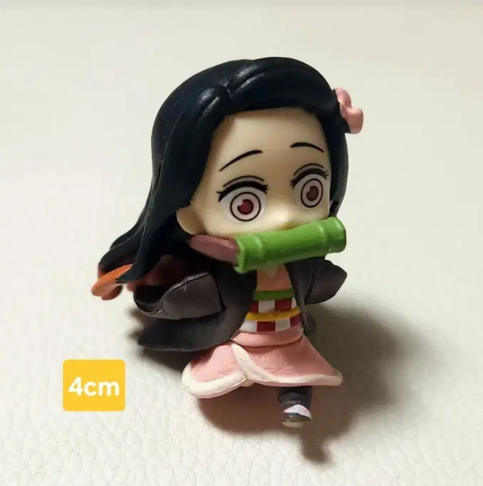 귀멸의 칼날 네즈코 가챠 피규어