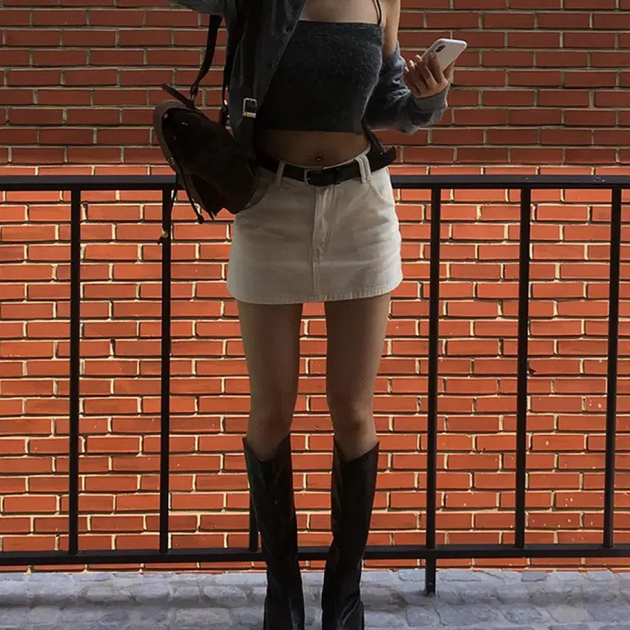 에이블리 아이보리 미니스커트