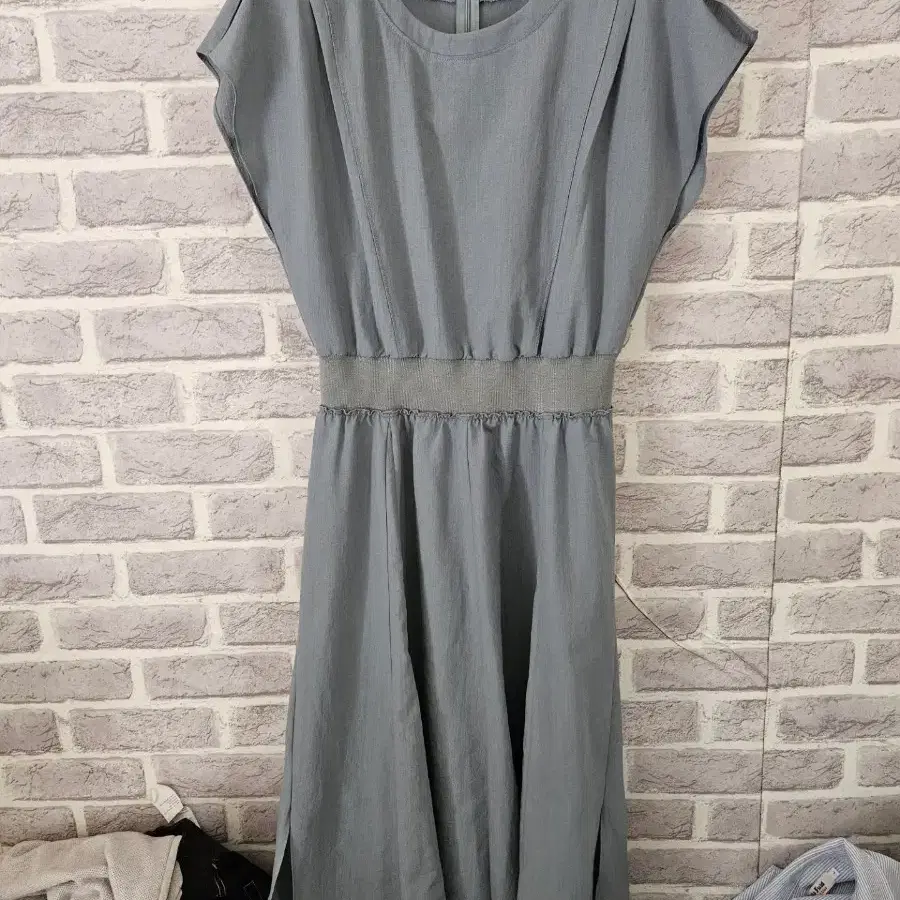 VOV 보브23SS 원피스55/알뜰한여우
