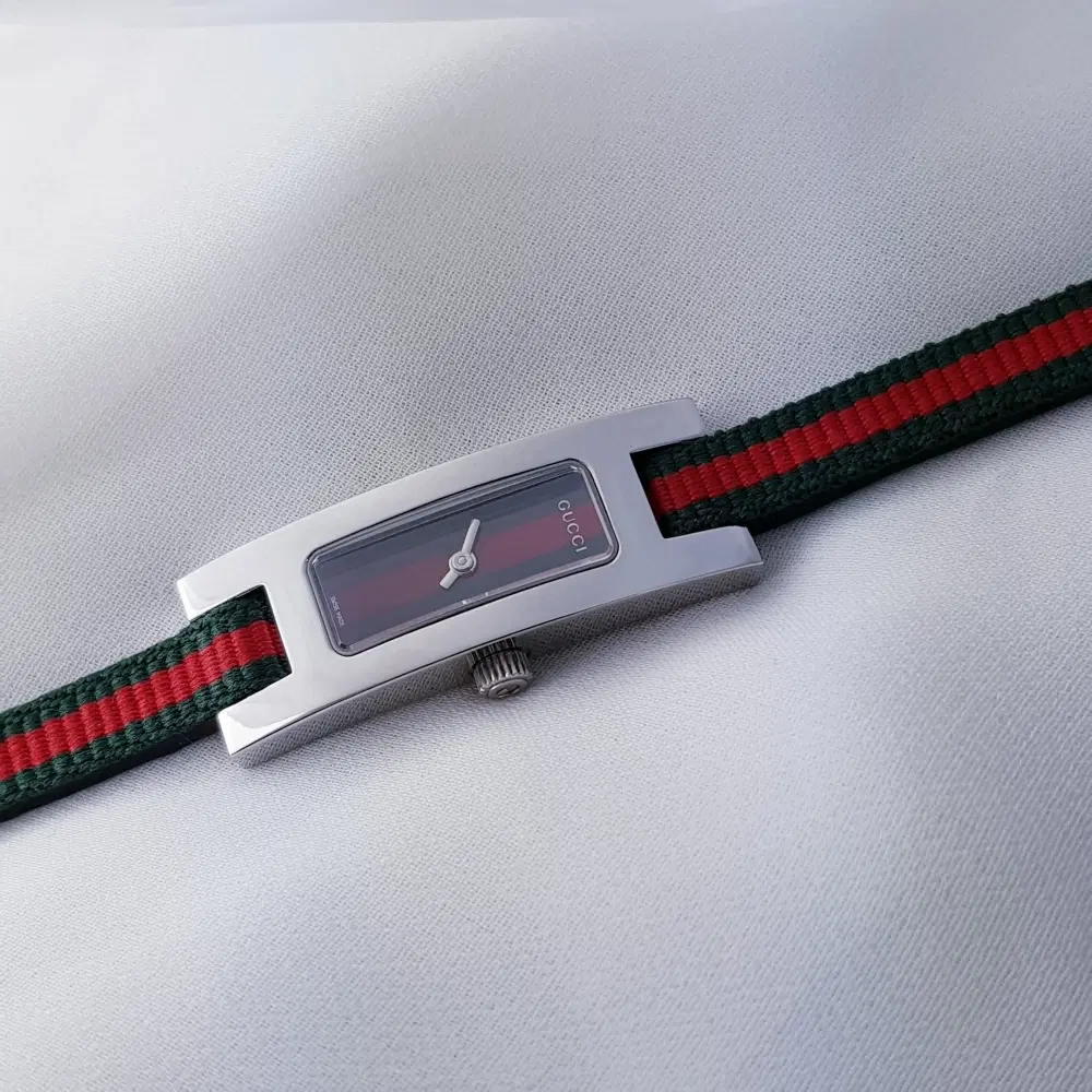 구찌 GUCCI 3900L 구찌시계 새상품급 선물 기념일 여성용