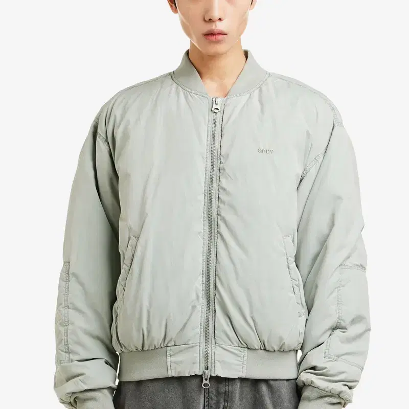 Obey 오베이 봄버