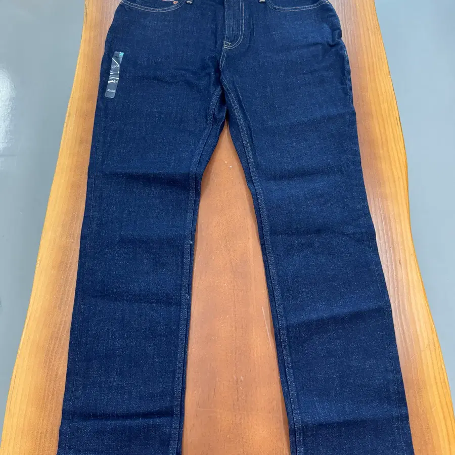 새상품 타미힐피거 (Tommy Hilfiger) 컴포트 스트레치 다크 인디고 데님 팬츠 청바지 (78JA145 400 / 32W 30L)