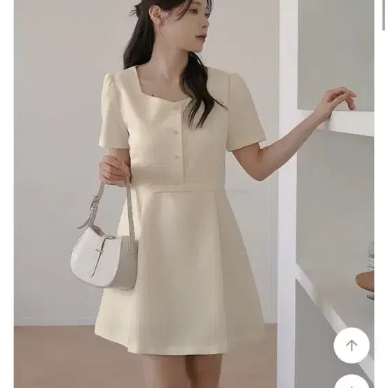 리리앤코 빅서이즈 미니 원피스 크림