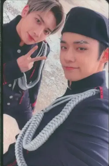 TXT Chaotic Wonderland YEONJUN/TAEHYUN 트레이딩 카드