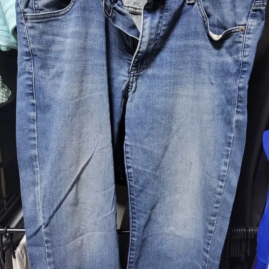 게스 GUESS 워싱 데님 청바지 32사이즈