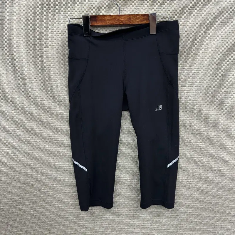 뉴발란스 레깅스 반바지 S H01791