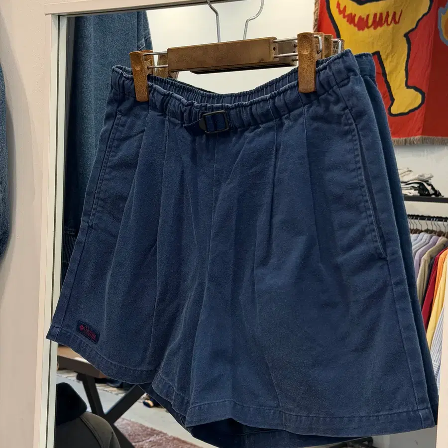 90s Columbia 컬럼비아 아웃도어 투턱 페이딩 쇼츠 (28-32inch)