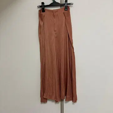 PEGGY LANA 와이드 팬츠 테라코타 색상