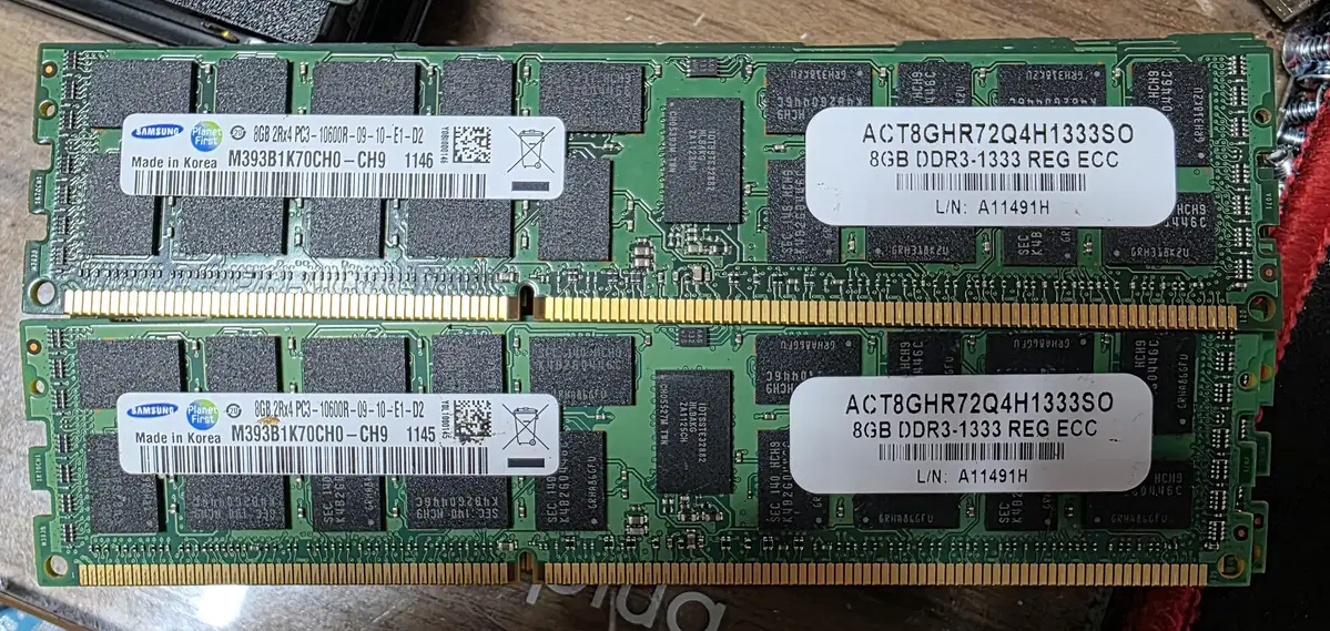 서버용 8G 2Rx4 PC3-10600R