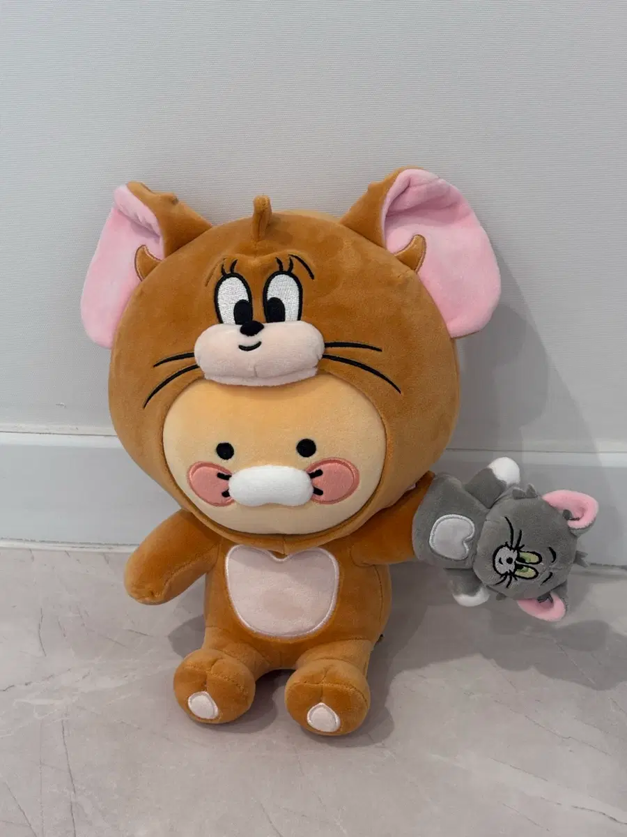 톰과제리 춘식이 인형+스티커