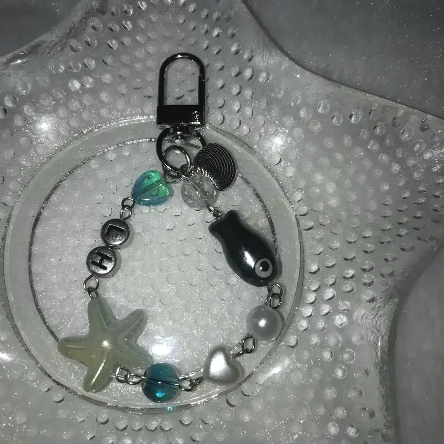 보넥도 이한 물고기 키링