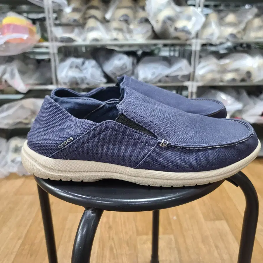 [크록스] 산타 크루즈 컨버터블 네이비/코블스톤 릴렉스드 핏 [265] [204834-4FT]