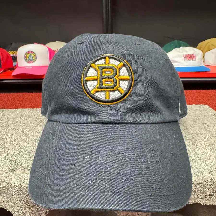 빈티지 보스톤 브루인즈 NHL 모자