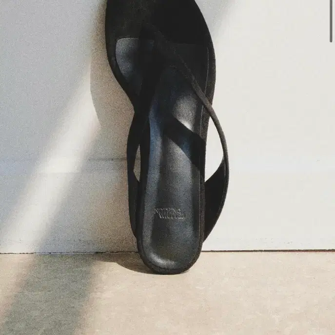 (새상품) 낫띵리튼 피코 스웨이드 샌들 245mm pico suede sandals