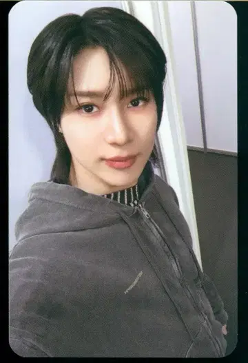 SHINee TAEMIN SOLO CONCERT : METAMORPH TAEMIN 공식 MD ZIP-UP HOODIE 트레이딩 카드만 양면